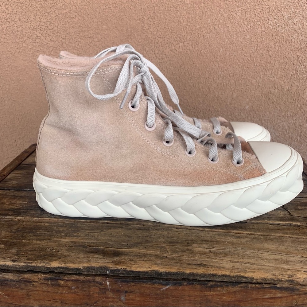 Converse Women’s CTAS Lift Cable Hi-Suede Sneakers